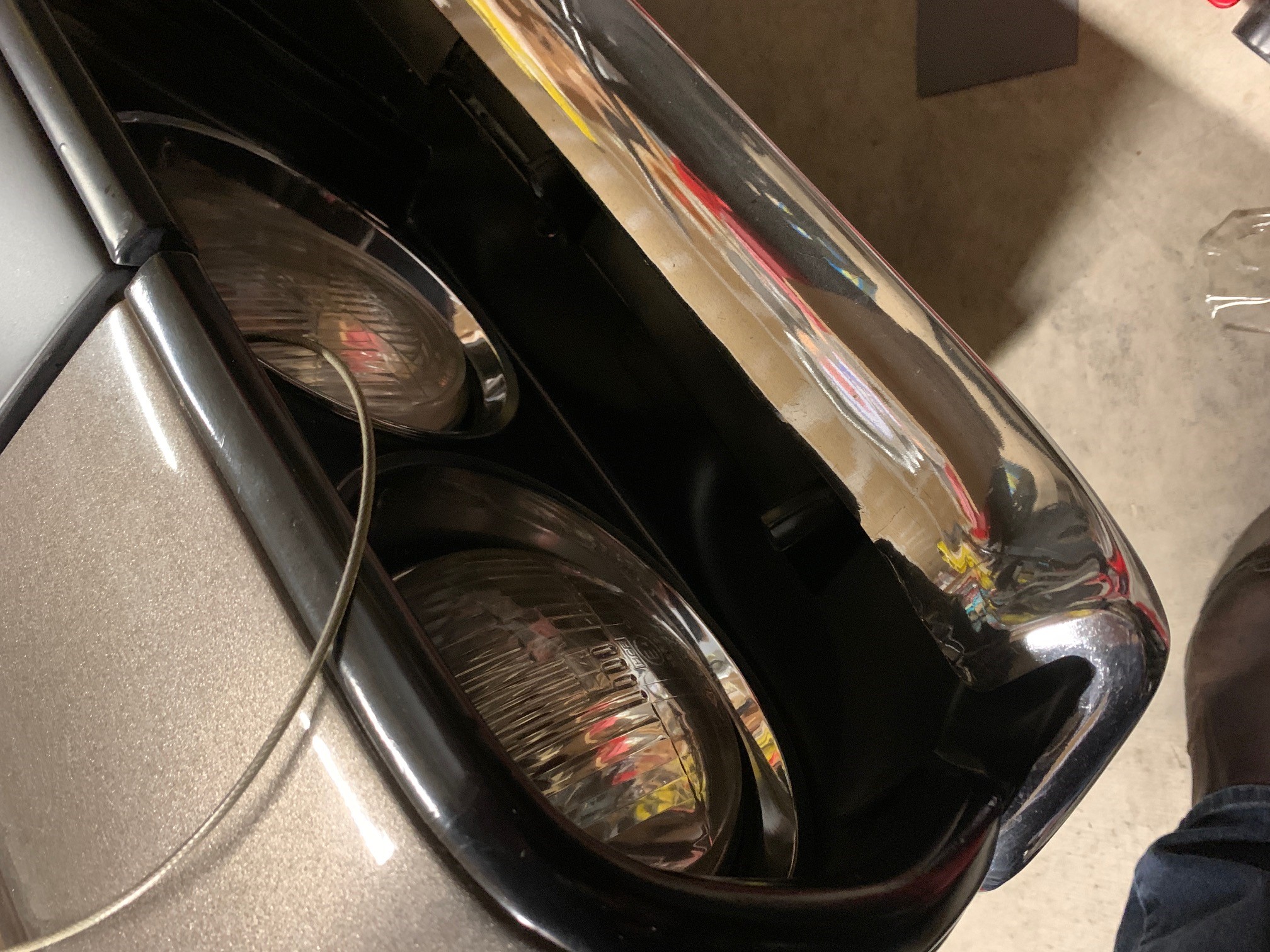 Pass Headlight.jpg